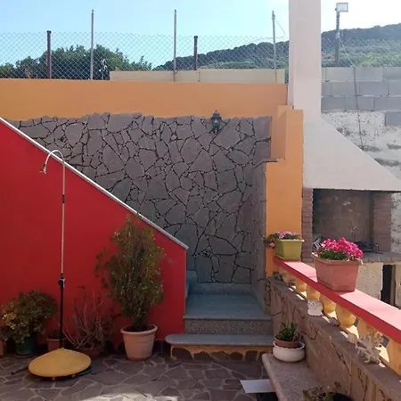 Casa Girasole Apartment *